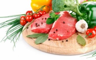 Fir Osteochondrose vun der thoracic Wirbelsäule ass eng gesond Ernährung uginn